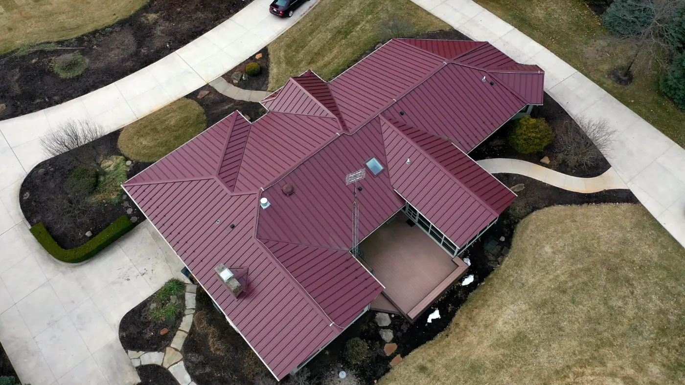 Metal roof inspection documented in Bargersville