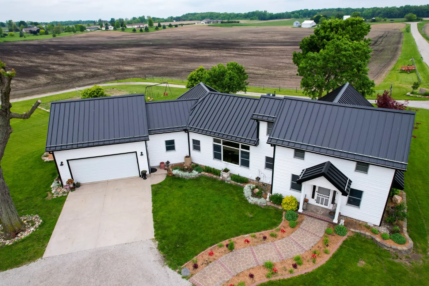 Manufacturer-certified metal installation in Bargersville
